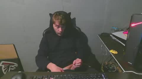 stonedpanda77 online show from December 2024 10:25:01 PM