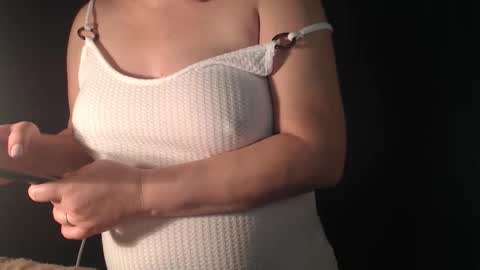 Snapshot of stonenipple chatting on November 2025 04:22:01 AM stonenipple online show from November 2025 04:22:01 AM