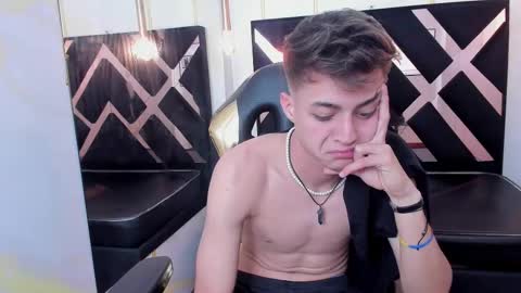 Snapshot of stonne69 chatting on February 2025 11:24:02 PM stonne69 online show from February 2025 11:24:02 PM