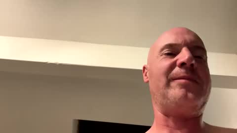 Snapshot of stoodley22 chatting on April 2026 07:14:01 PM Stoodley22 online show from April 2026 07:14:01 PM