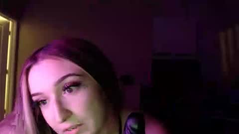 stormi3 online show from May 2026 07:14:02 AM