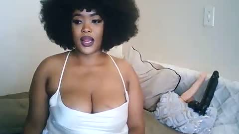 Snapshot of stormie955 chatting on March 2025 12:01:02 PM stormie955 online show from March 2025 12:01:02 PM