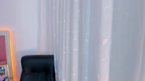 Sweety Stormi  online show from March 2025 01:38:02 PM