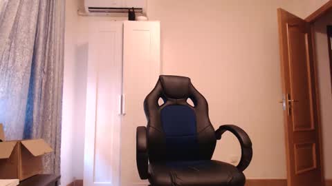 taira altair maturana online show from February 2025 03:29:01 PM