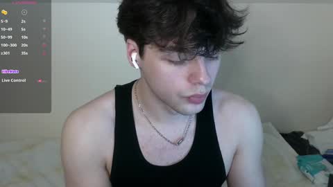 Snapshot of str11111 chatting on February 2025 01:43:01 AM str11111 online show from February 2025 01:43:01 AM