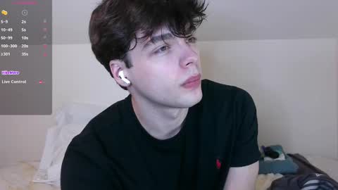 Snapshot of str11111 chatting on March 2025 01:53:01 AM str11111 online show from March 2025 01:53:01 AM