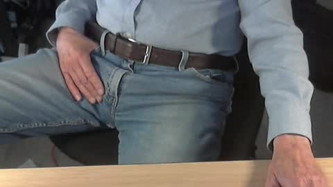 Snapshot of str8_dave chatting on May 2026 10:21:02 AM Dave online show from May 2026 10:21:02 AM