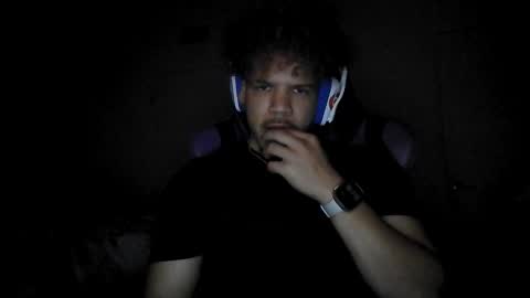 Snapshot of str8dj chatting on October 2025 06:33:01 AM Dj online show from October 2025 06:33:01 AM