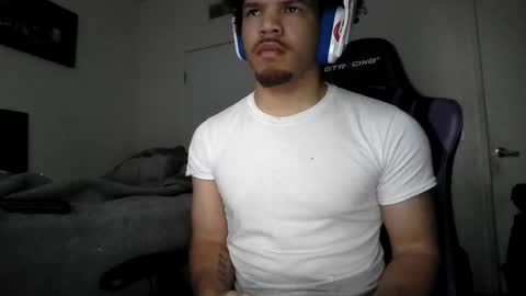 Dj online show from December 2025 03:17:02 PM