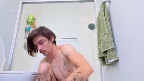 Snapshot of str8whiteboy21 chatting on October 2025 05:47:01 PM str8whiteboy21 online show from October 2025 05:47:01 PM