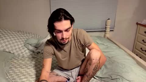 Snapshot of str8whiteboy21 chatting on November 2025 06:24:02 AM str8whiteboy21 online show from November 2025 06:24:02 AM