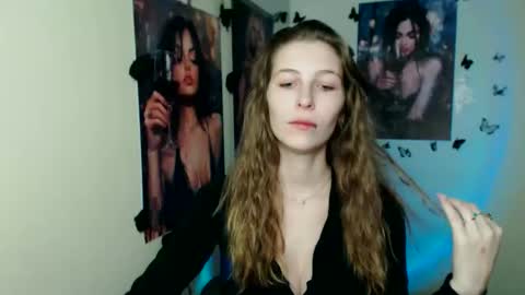 Amalia online show from November 2025 01:06:01 PM