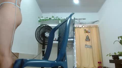 Snapshot of strawberrysexy735 chatting on October 2025 02:45:02 PM Dulce online show from October 2025 02:45:02 PM