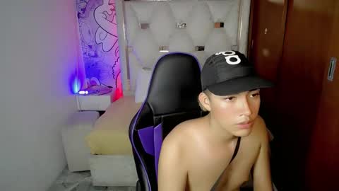 Snapshot of street_poemm_ chatting on February 2026 03:18:02 AM Street online show from February 2026 03:18:02 AM