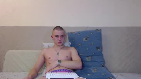 Yan online show from April 2026 01:33:01 AM