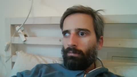 Snapshot of stroke1 chatting on January 2025 07:32:01 AM stroke1 online show from January 2025 07:32:01 AM