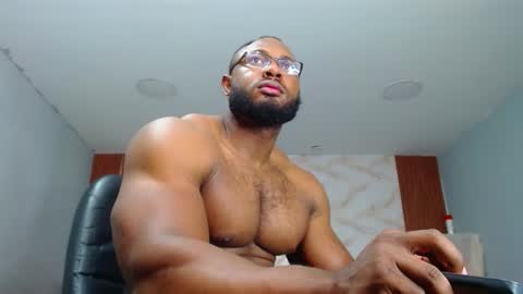 strong_george1 online show from February 2025 07:27:02 PM