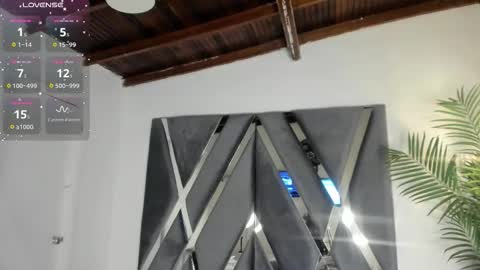 Snapshot of strong_girl_ chatting on November 2025 11:00:02 AM Alexa online show from November 2025 11:00:02 AM