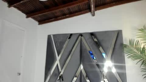 Snapshot of strong_girl_ chatting on December 2025 10:46:02 AM Alexa online show from December 2025 10:46:02 AM