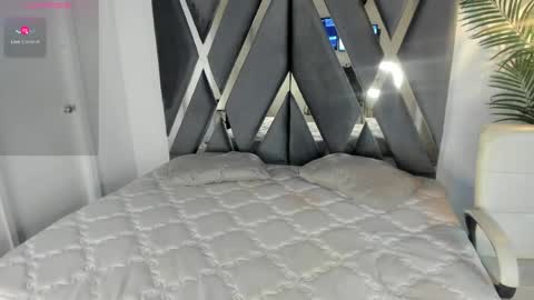 Alexa   online show from April 2026 10:49:02 AM