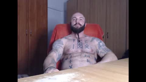 StrongIvan online show from November 2025 07:24:01 PM