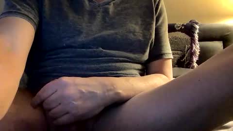 strungfornow online show from December 2025 01:21:02 AM