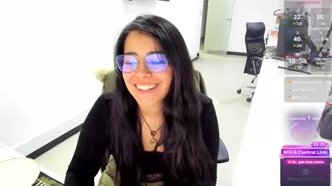 studcb_ online show from March 2025 05:32:01 AM