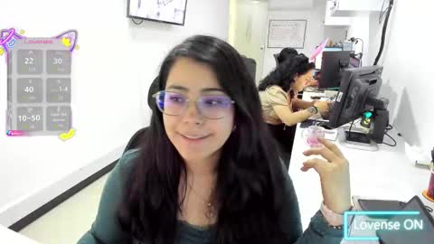 studcb_ online show from September 2025 08:53:02 PM