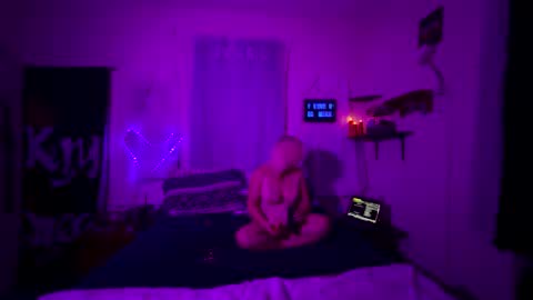 Snapshot of studnhismilf69 chatting on October 2025 01:28:01 PM StudHisCougar69 online show from October 2025 01:28:01 PM