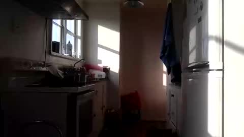 stugo1964 online show from September 2025 07:40:02 PM