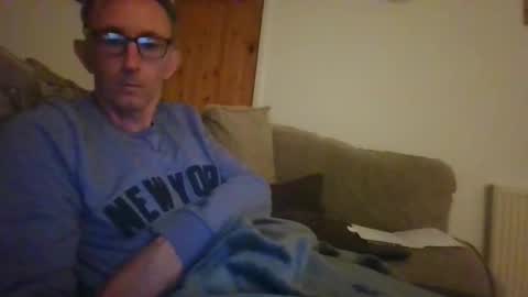 Snapshot of stuuuey73 chatting on May 2026 09:12:01 PM stuuuey73 online show from May 2026 09:12:01 PM