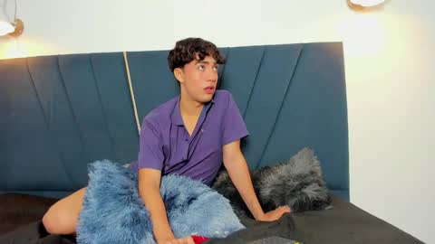 stwart_cum18 online show from January 2026 07:57:02 AM