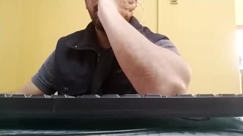 Snapshot of suaber_ chatting on October 2025 06:42:02 PM suaber_ online show from October 2025 06:42:02 PM