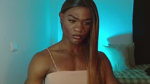 Suanny Klatten  It is my account independent  online show from February 2025 01:54:02 PM