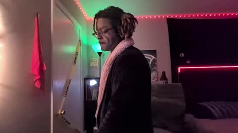 Snapshot of suavechocolatecity chatting on September 2025 05:10:02 AM Hot Chocolate online show from September 2025 05:10:02 AM