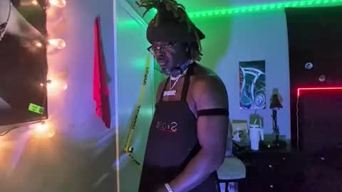 Hot Chocolate online show from November 2025 01:33:01 AM