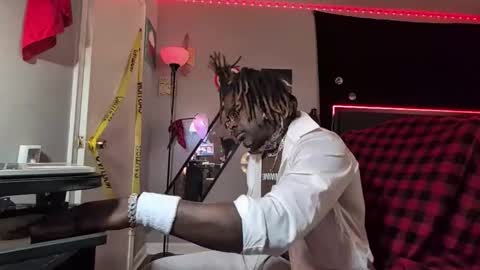 Hot Chocolate online show from February 2026 07:28:02 PM