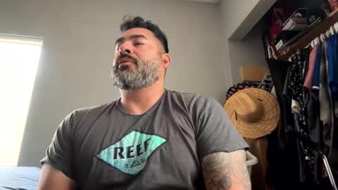 suavecito67 online show from December 2025 06:01:02 PM