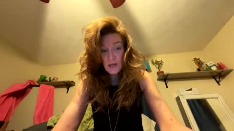 Snapshot of sub4you69brat chatting on February 2025 02:00:01 AM sub4you69brat online show from February 2025 02:00:01 AM