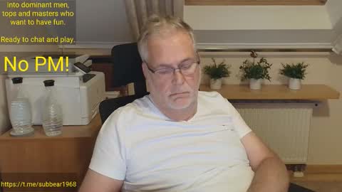 subbear1968 online show from May 2026 08:40:02 PM