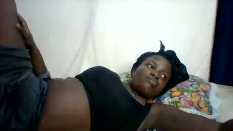 Snapshot of submissive_slut001 chatting on November 2025 09:09:01 AM submissive_slut001 online show from November 2025 09:09:01 AM