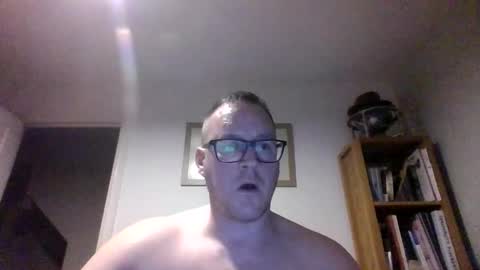 Sub Male online show from April 2026 10:40:01 PM