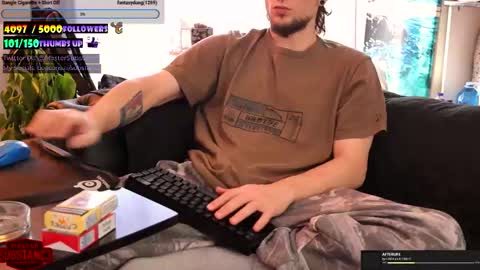 Snapshot of substanc3 chatting on November 2025 10:04:01 AM Im Substanc3 online show from November 2025 10:04:01 AM