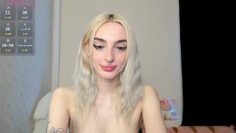 Snapshot of succubantra chatting on June 2026 02:12:02 PM Chloe online show from June 2026 02:12:02 PM