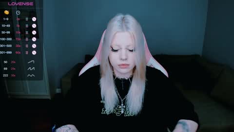 Snapshot of succubus_leslie chatting on December 2024 12:59:02 PM succubus_leslie online show from December 2024 12:59:02 PM