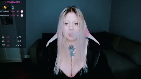 Snapshot of succubus_leslie chatting on March 2025 02:21:02 PM succubus_leslie online show from March 2025 02:21:02 PM