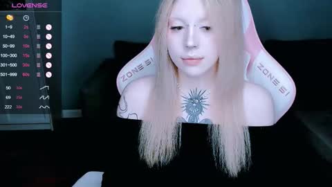 Snapshot of succubus_leslie chatting on November 2025 09:48:02 PM succubus_leslie online show from November 2025 09:48:02 PM