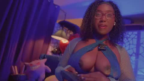 Succubus RoseMilk online show from October 2025 01:38:01 AM