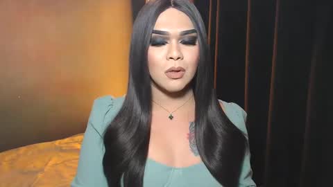 Snapshot of suckablecockoffreya chatting on December 2024 12:34:02 PM JADE ELYSE online show from December 2024 12:34:02 PM