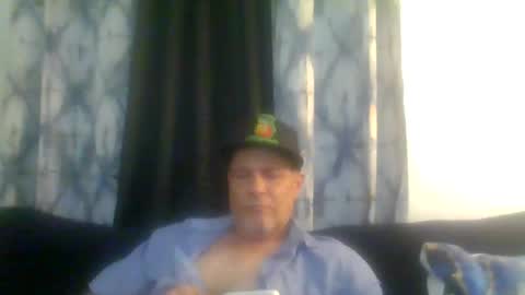 Snapshot of suckitu812 chatting on February 2026 02:49:02 AM SUCKITU812 online show from February 2026 02:49:02 AM